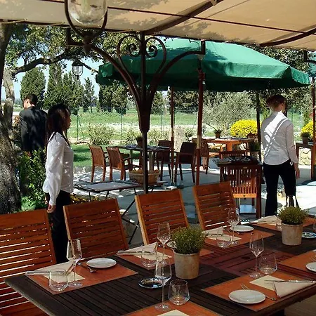 Maison Chenet - Les Entre Vigne Et Garrigue - Teritoria Bed & Breakfast Pujaut