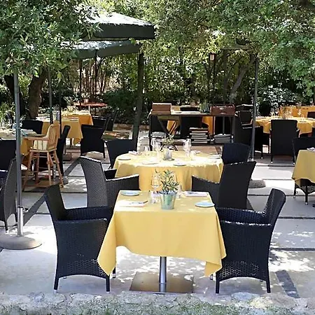 Maison Chenet - Les Entre Vigne Et Garrigue - Teritoria 4* Pujaut