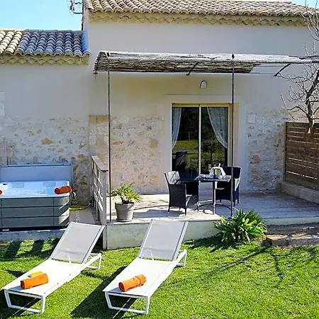 Bed & Breakfast Maison Chenet - Les Entre Vigne Et Garrigue - Teritoria