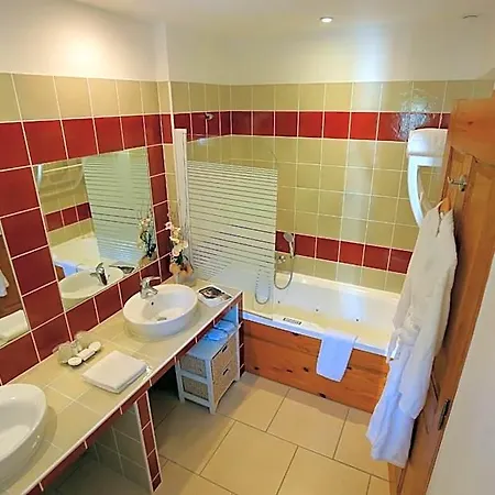 Bed & Breakfast Maison Chenet - Les Entre Vigne Et Garrigue - Teritoria