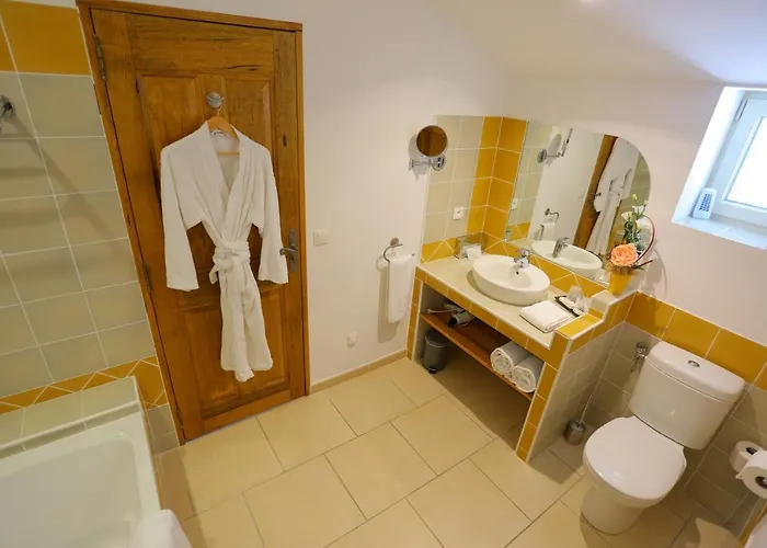 فندق مبيت وإفطار Maison Chenet - Les Entre Vigne Et Garrigue - Teritoria