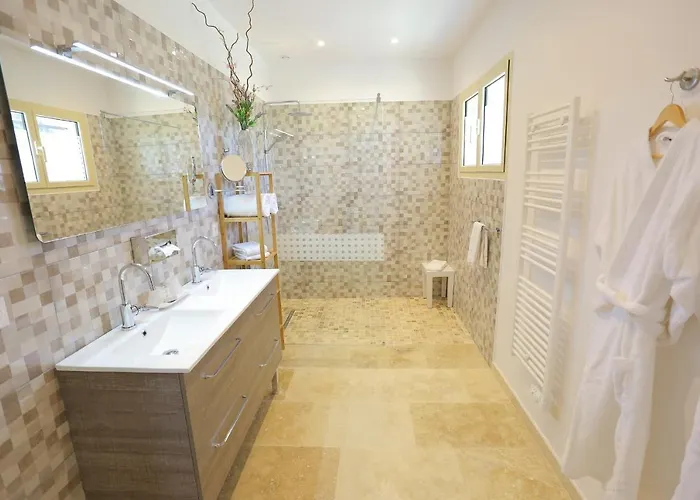 Maison Chenet - Les Entre Vigne Et Garrigue - Teritoria فندق مبيت وإفطار Pujaut